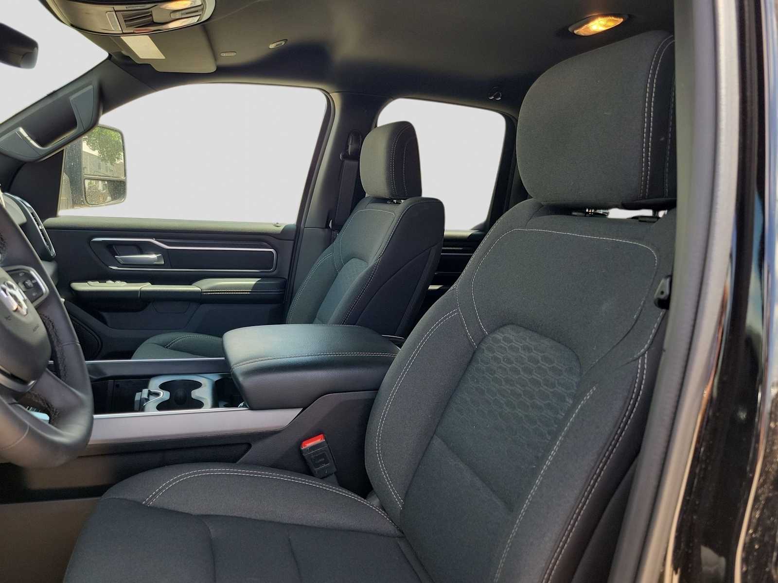 Thumbnail: 2025 RAM 1500 - 16