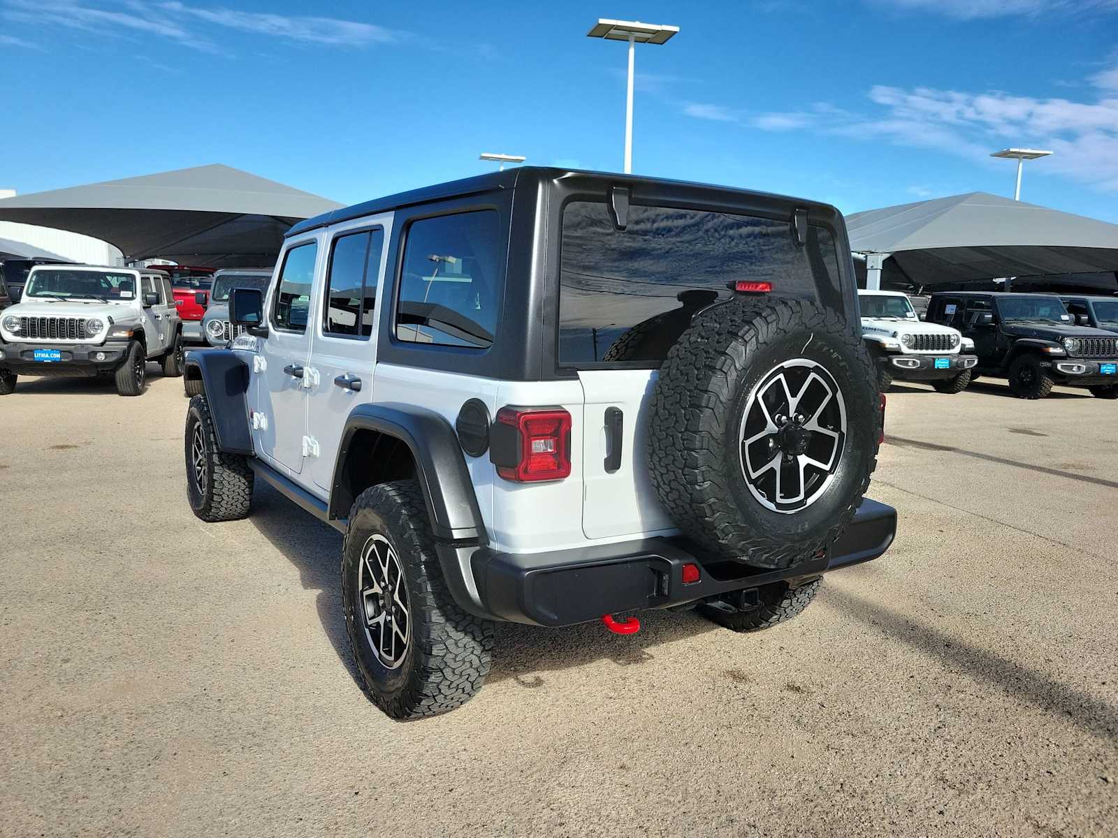 Thumbnail: 2024 Jeep Wrangler - 4