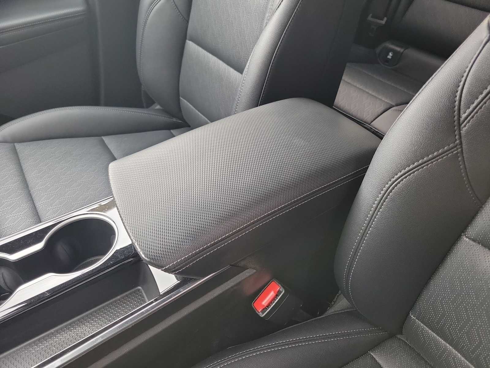 Thumbnail: 2025 Chevrolet Equinox - 12