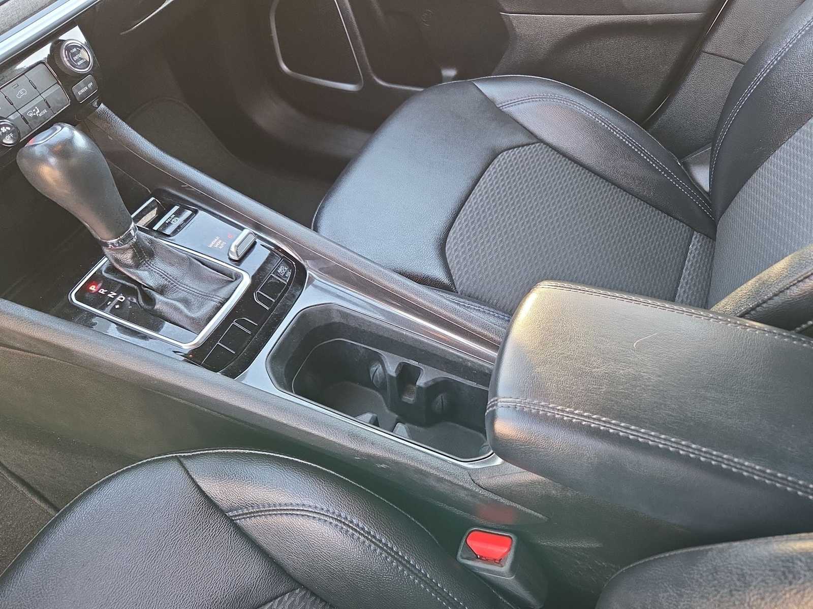 Thumbnail: 2023 Jeep Compass - 12