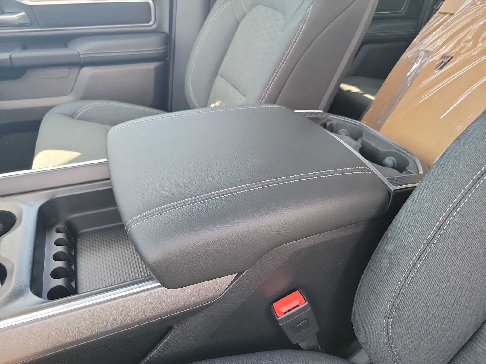 Thumbnail: 2025 RAM 1500 - 16