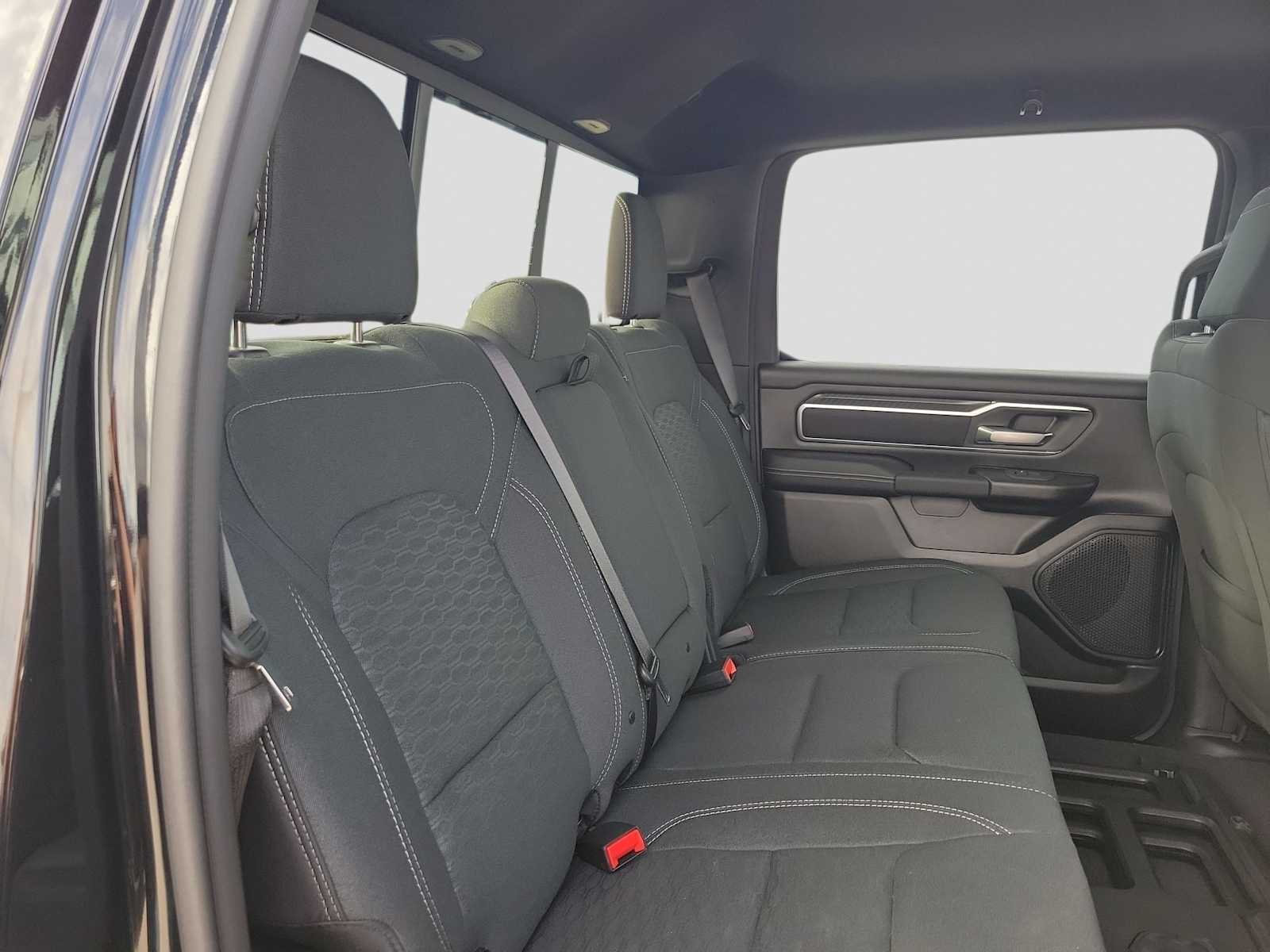 Thumbnail: 2026 RAM 1500 - 17