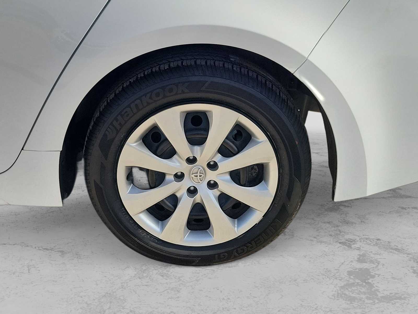 Thumbnail: 2024 Toyota Corolla - 8