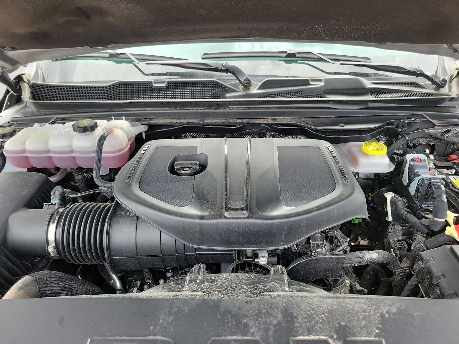 Thumbnail: 2025 RAM 1500 - 9