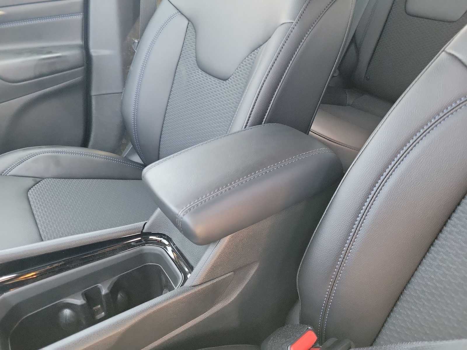 Thumbnail: 2026 Jeep Compass - 20