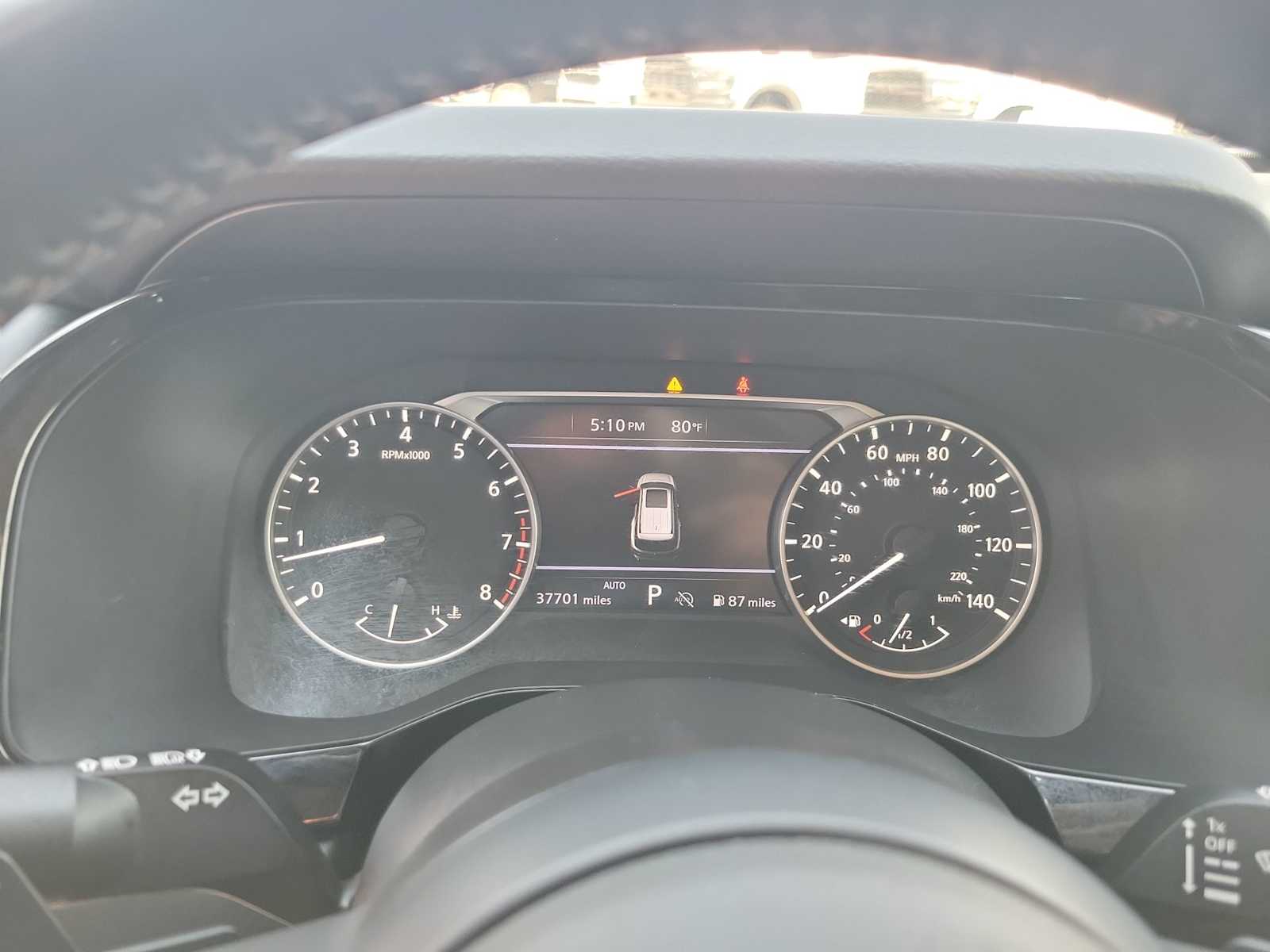 2024 Nissan Pathfinder SV 18