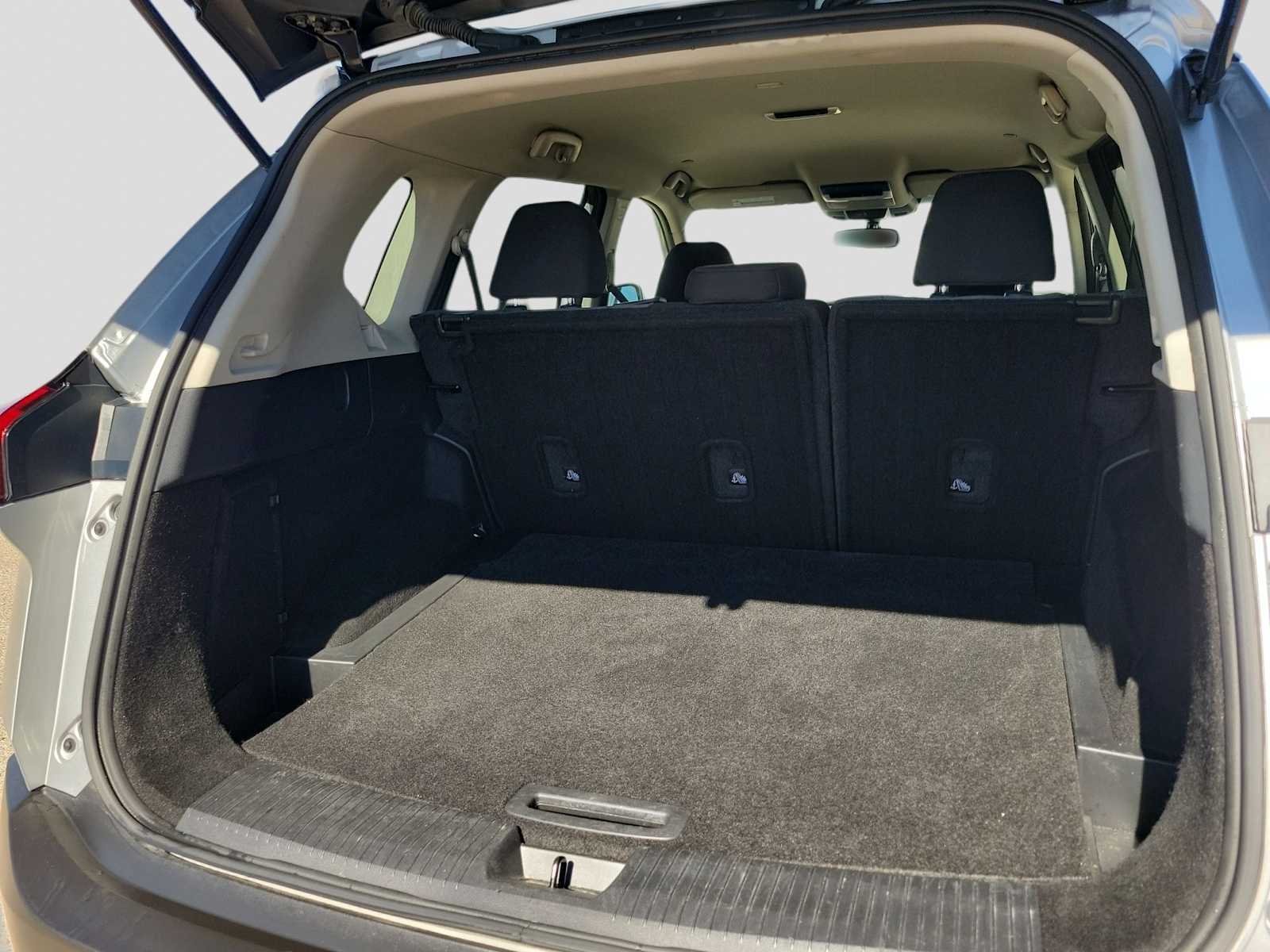 Thumbnail: 2023 Nissan Rogue - 23