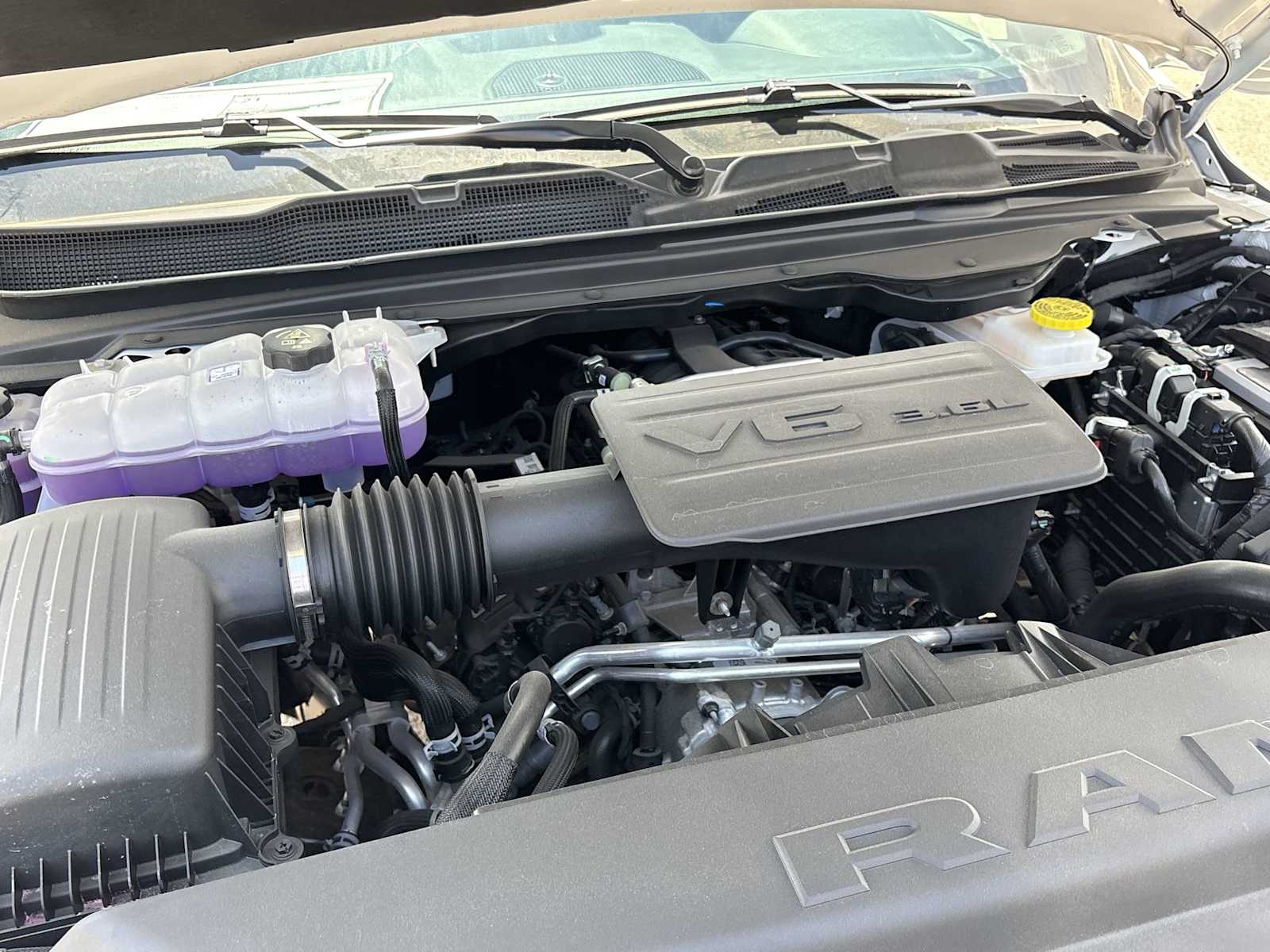 Thumbnail: 2025 RAM 1500 - 5