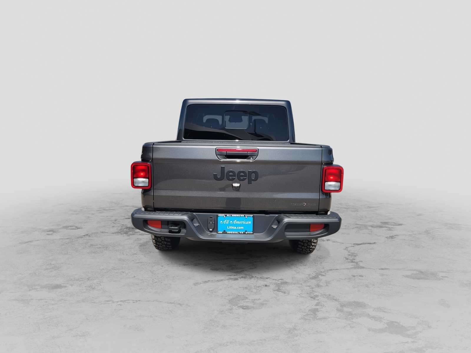 Thumbnail: 2026 Jeep Gladiator - 7