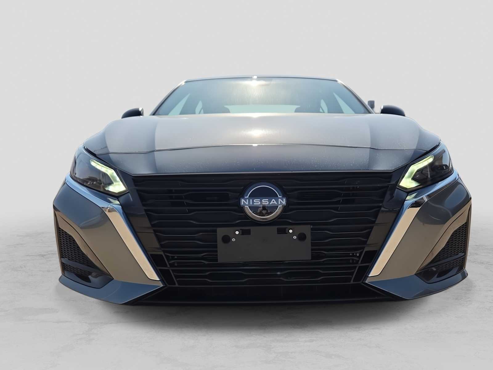 Thumbnail: 2025 Nissan Altima - 13