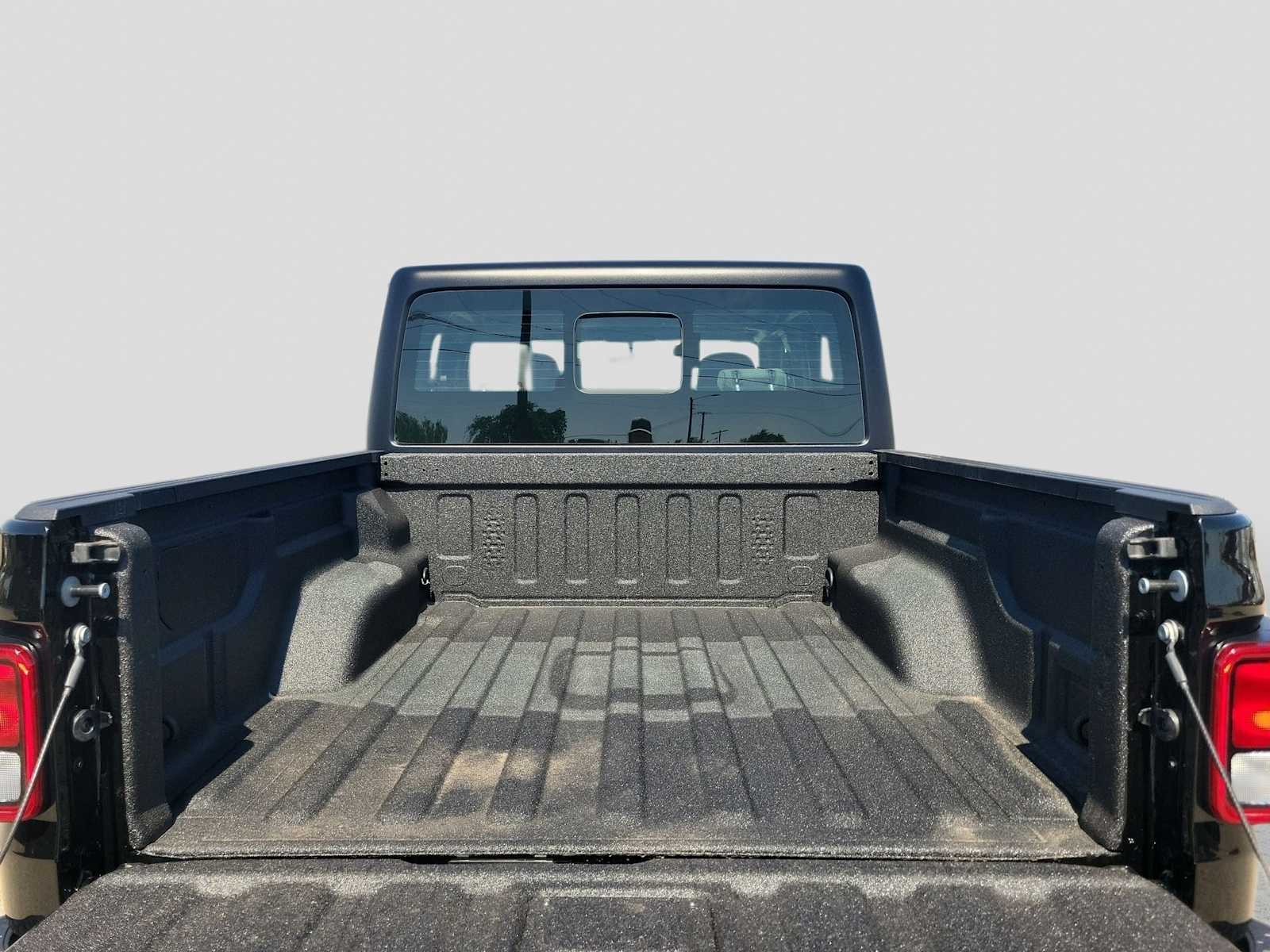 Thumbnail: 2026 Jeep Gladiator - 23