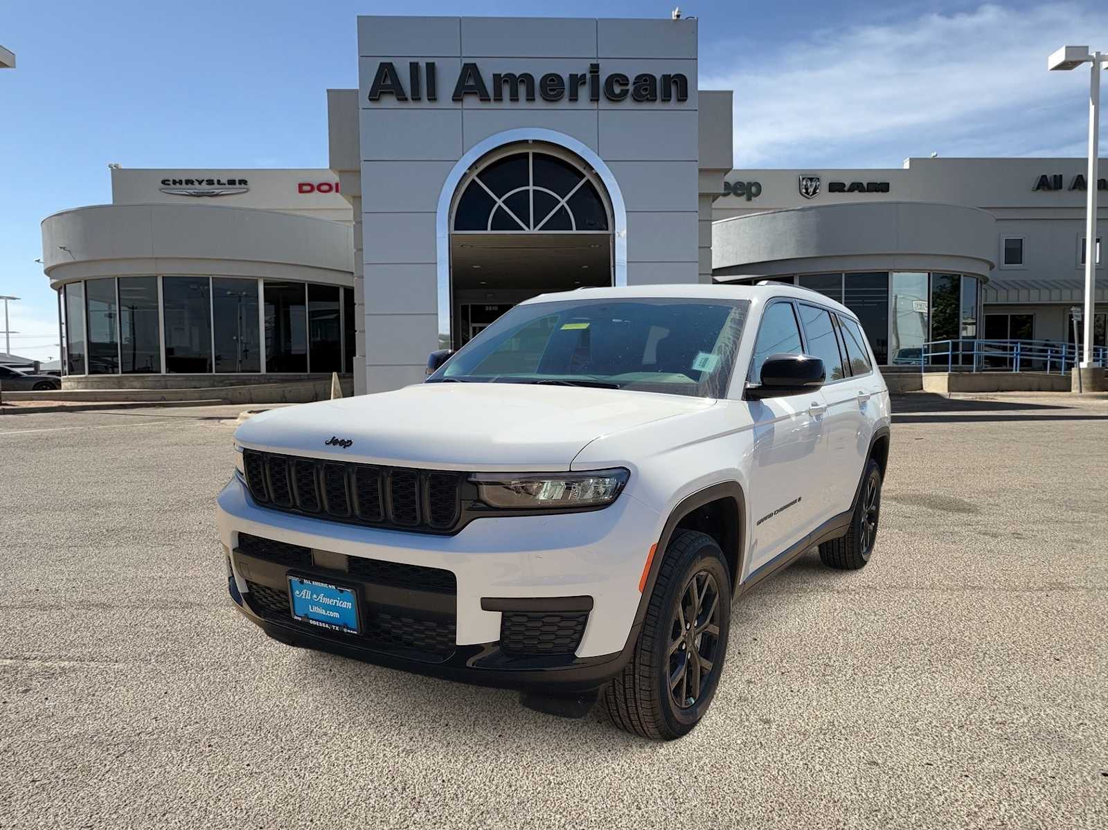 Thumbnail: 2025 Jeep Grand Cherokee L - 1