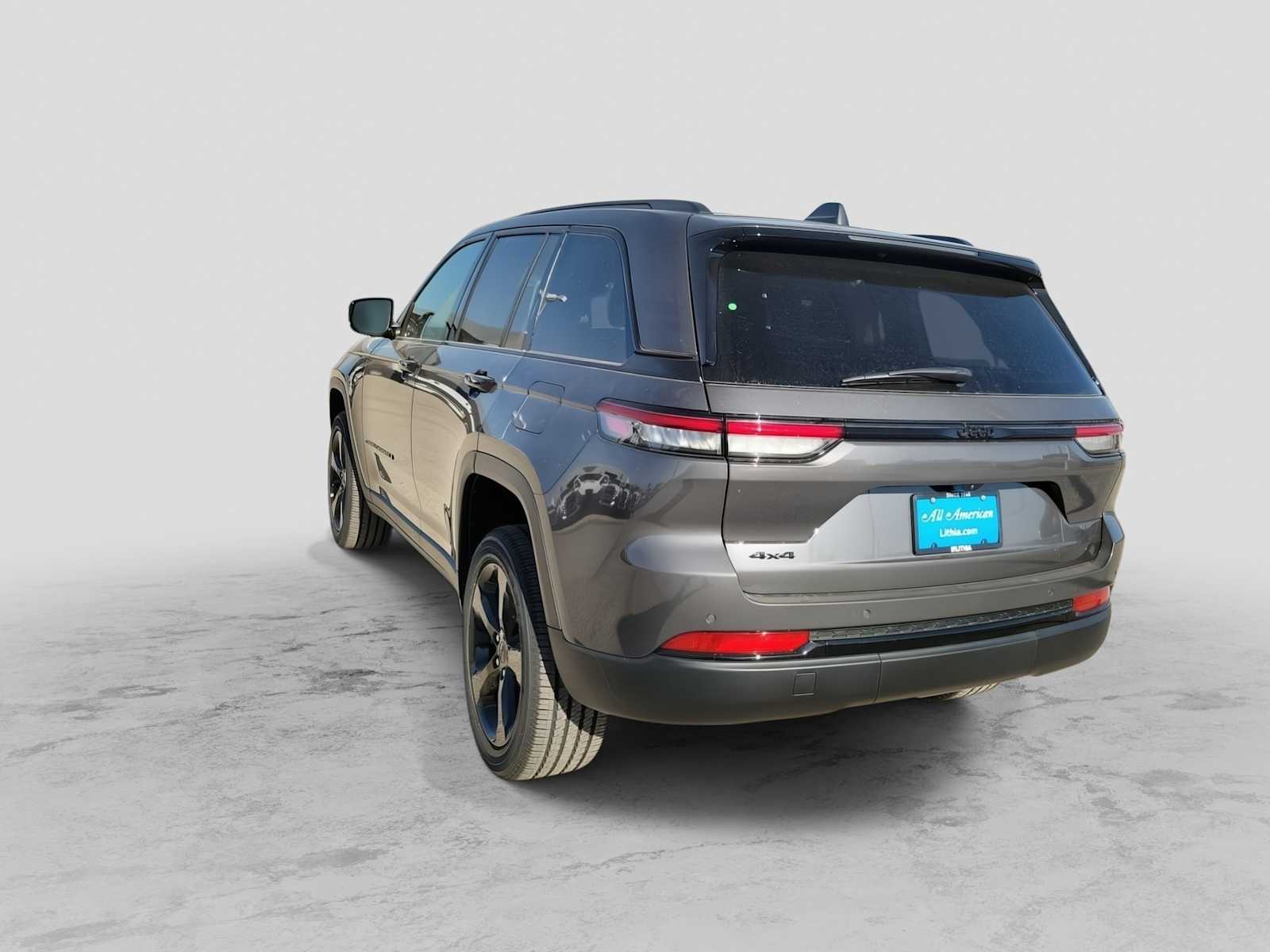 Thumbnail: 2025 Jeep Grand Cherokee - 4