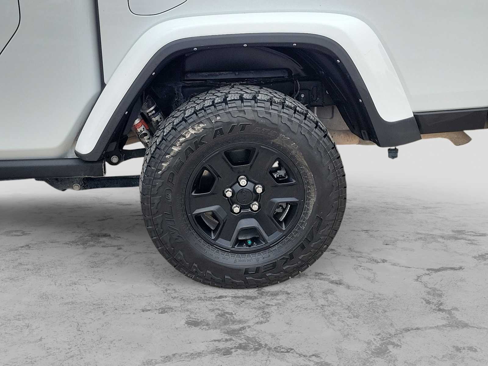 Thumbnail: 2023 Jeep Gladiator - 8