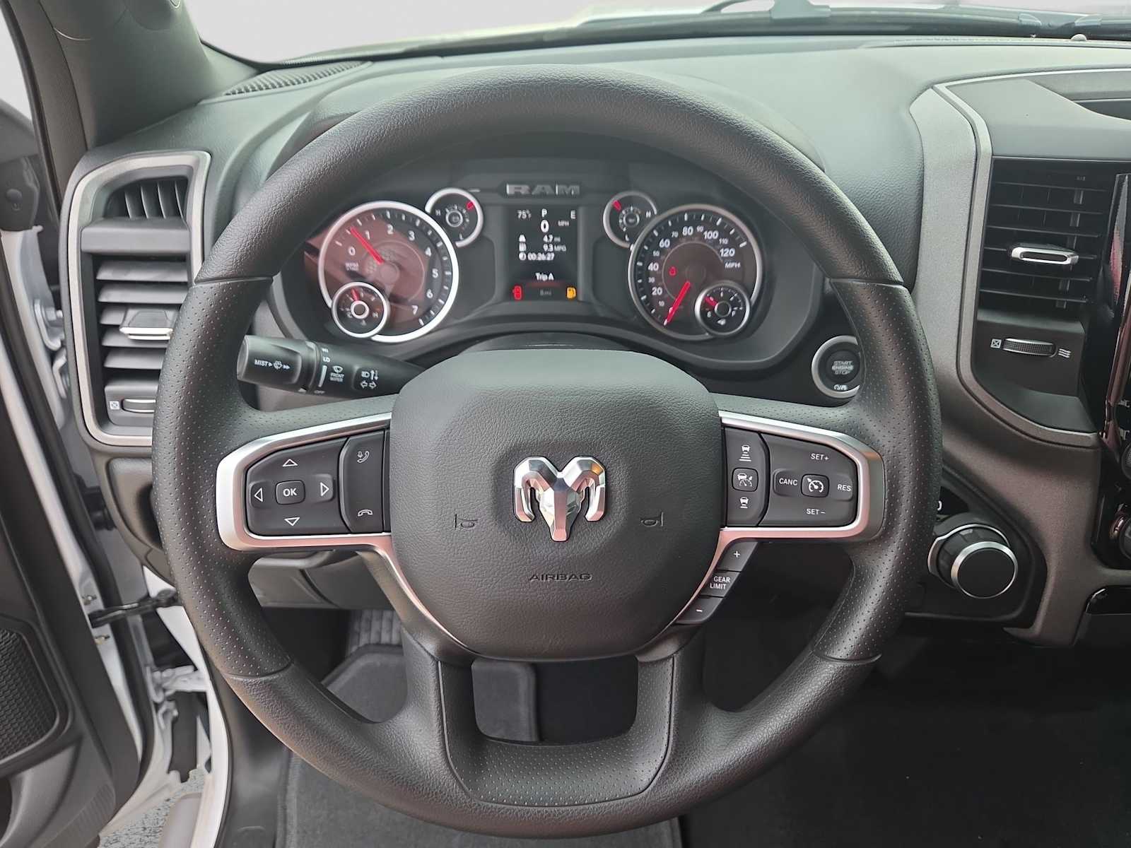 Thumbnail: 2026 RAM 1500 - 19