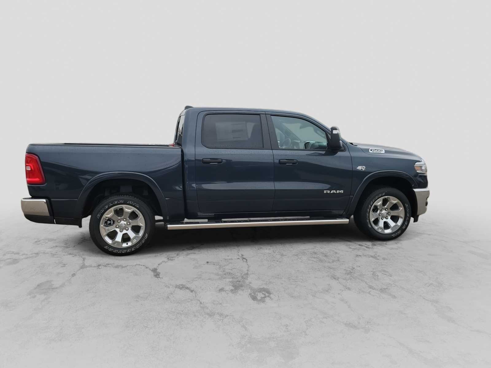 Thumbnail: 2026 RAM 1500 - 9