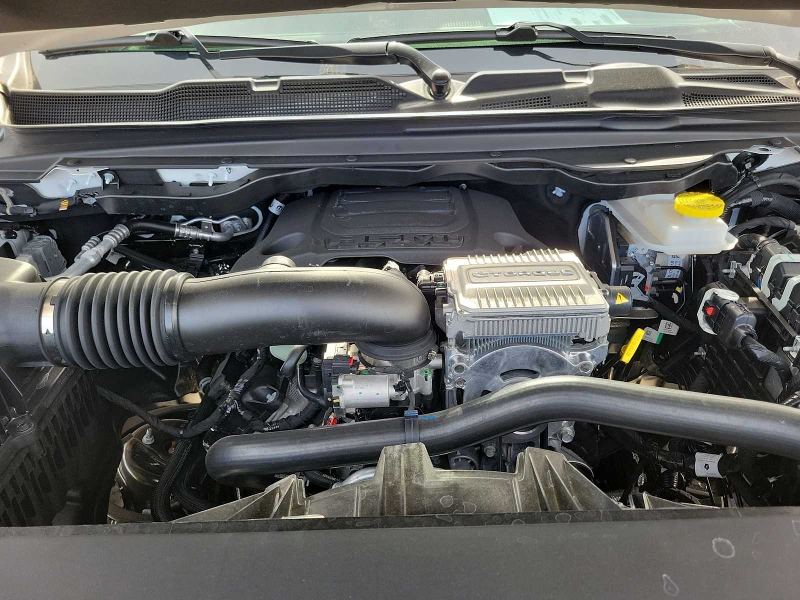 Thumbnail: 2026 RAM 1500 - 13