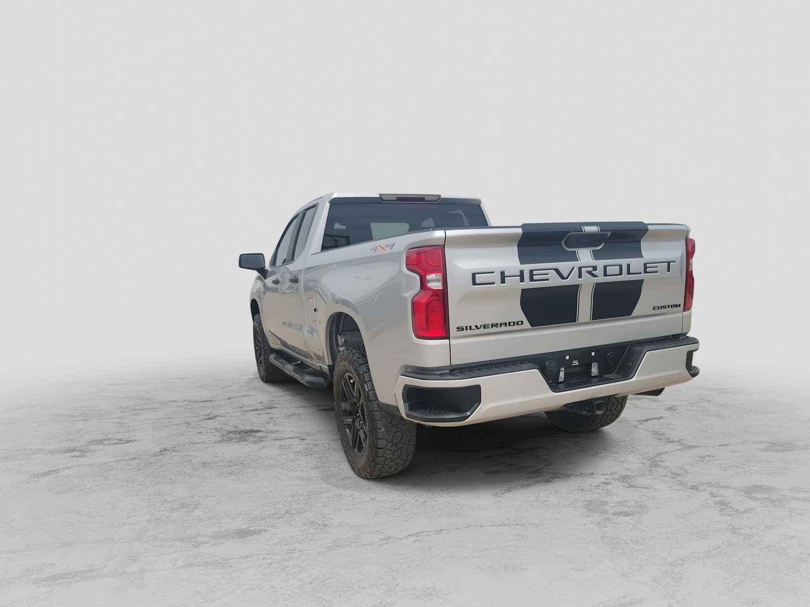 Thumbnail: 2022 Chevrolet Silverado 1500 - 6