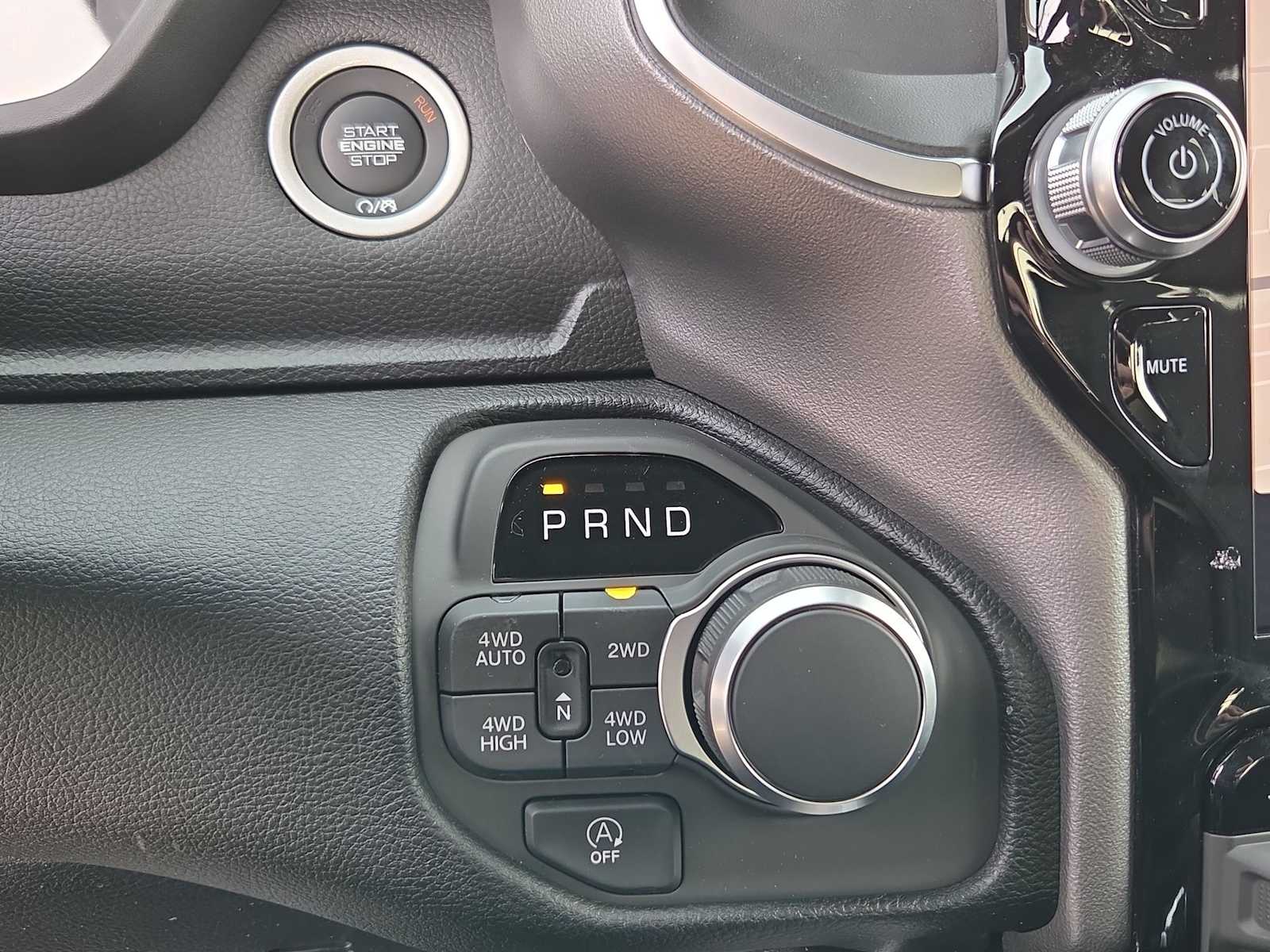 Thumbnail: 2026 RAM 1500 - 25