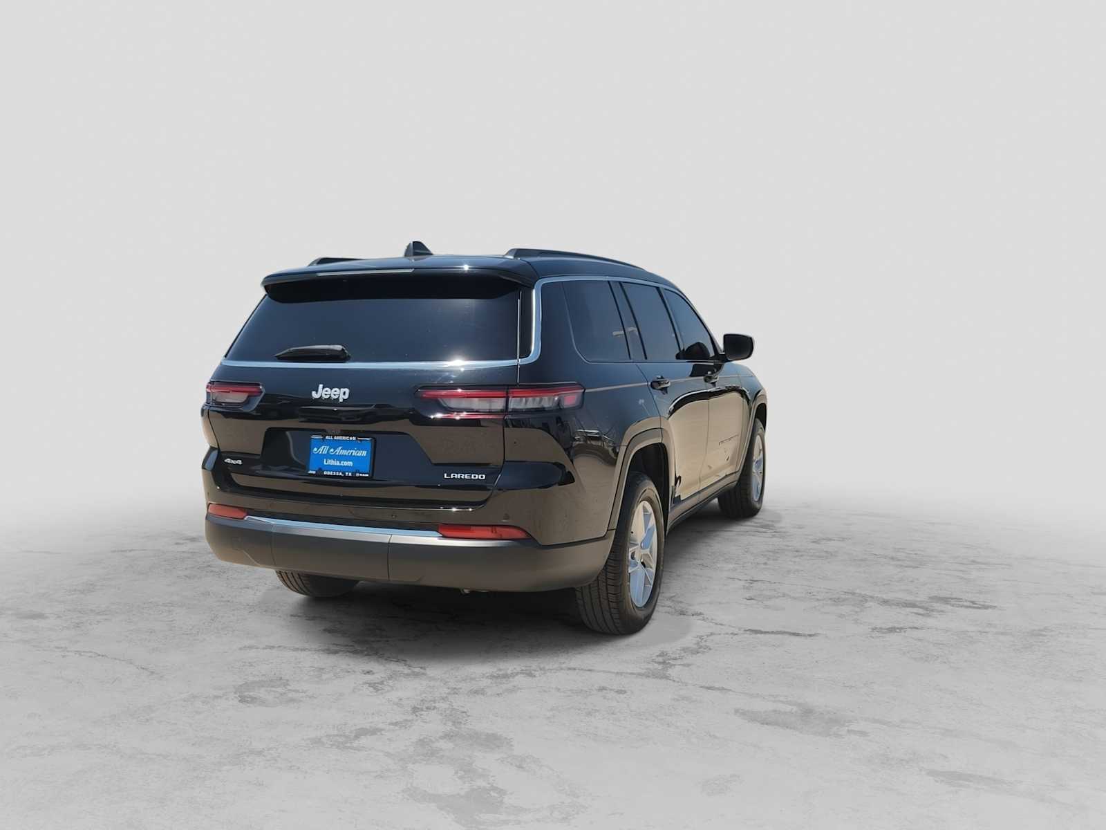 Thumbnail: 2024 Jeep Grand Cherokee L - 8