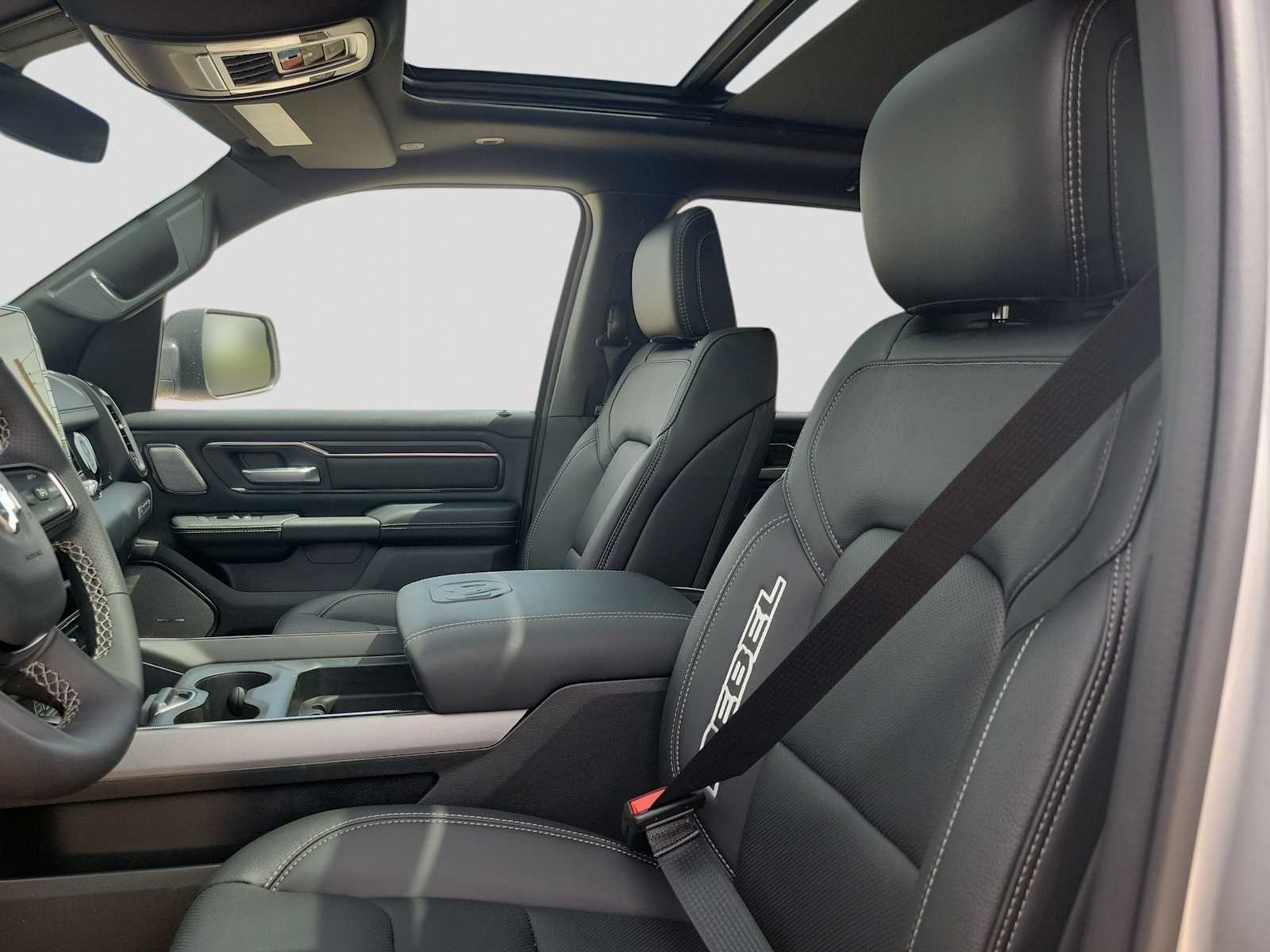 Thumbnail: 2026 RAM 1500 - 15