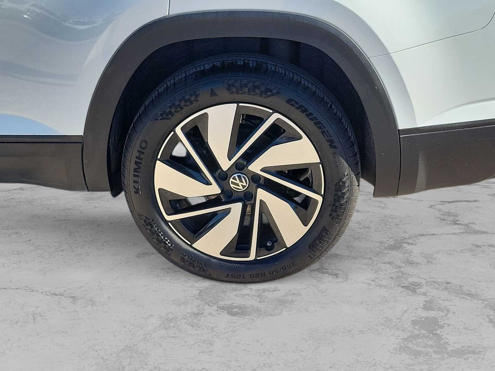 Thumbnail: 2025 Volkswagen Atlas - 8