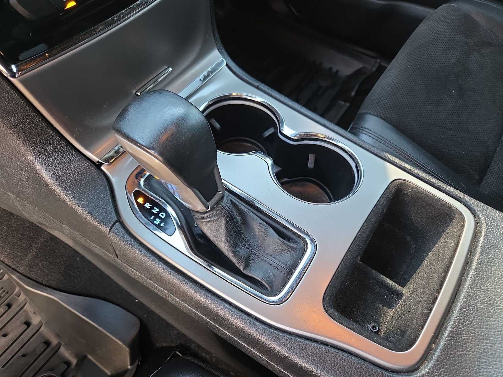 Thumbnail: 2019 Jeep Grand Cherokee - 13