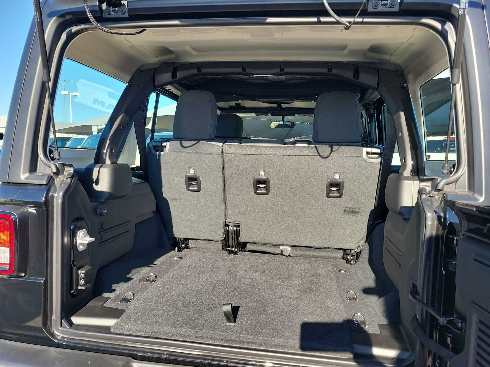 Thumbnail: 2026 Jeep Wrangler - 19