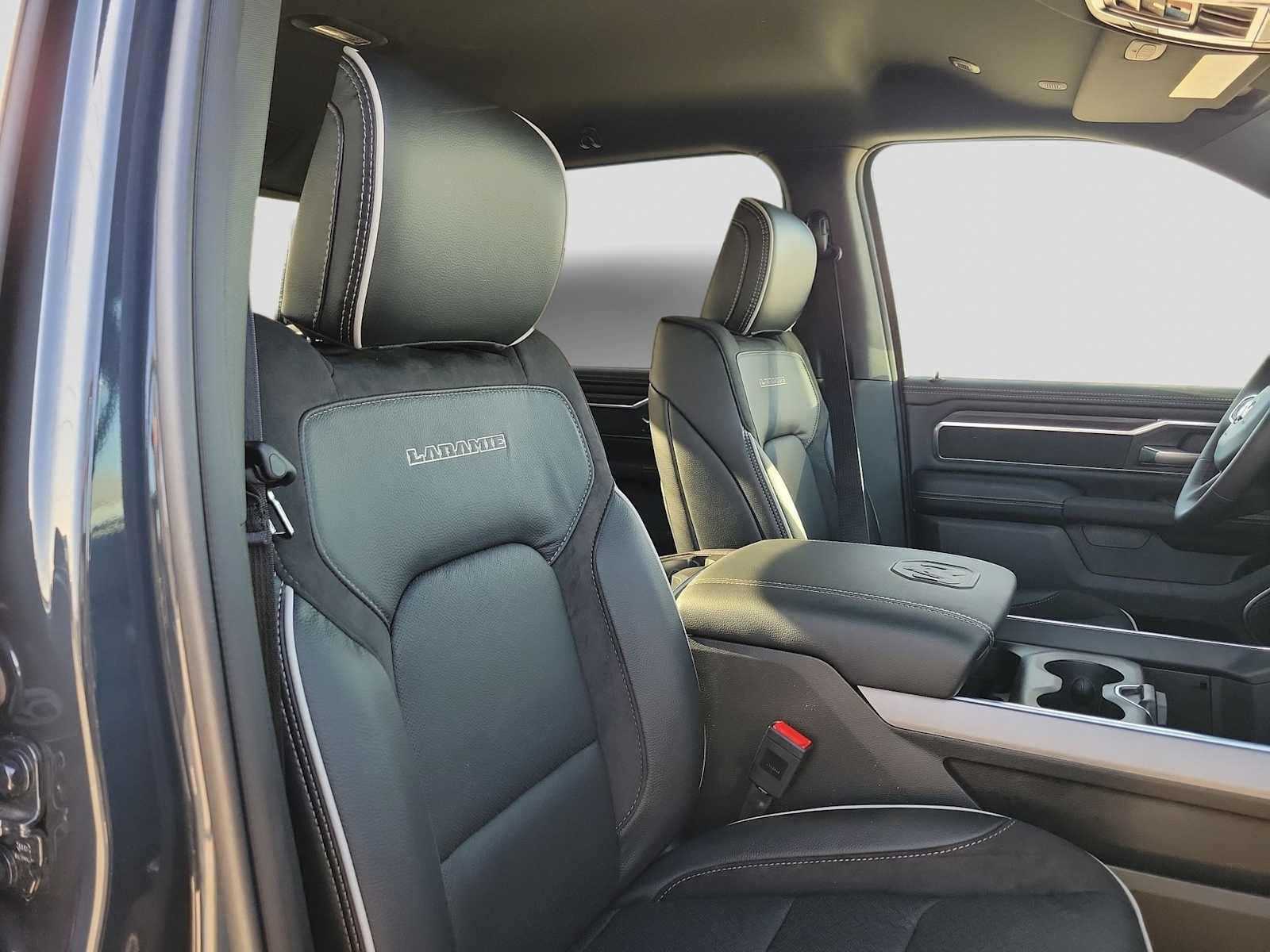 Thumbnail: 2026 RAM 1500 - 14