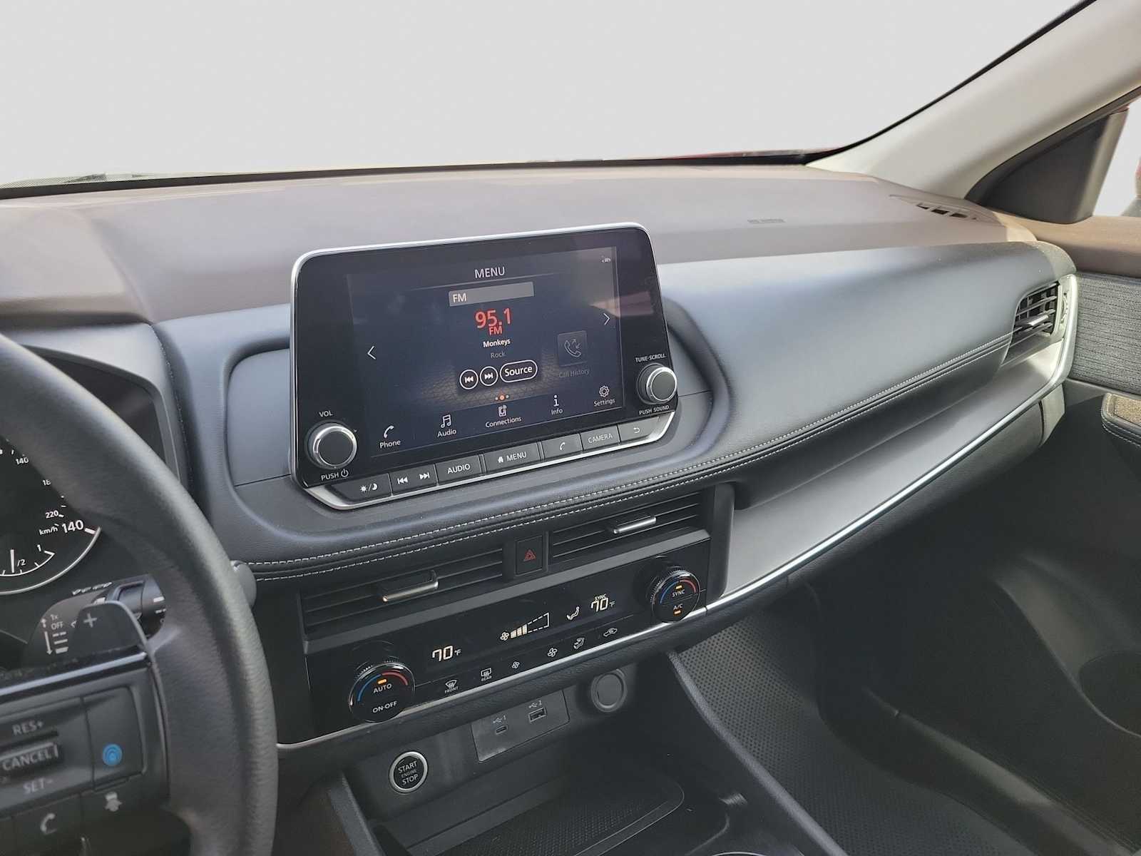 Thumbnail: 2023 Nissan Rogue - 16