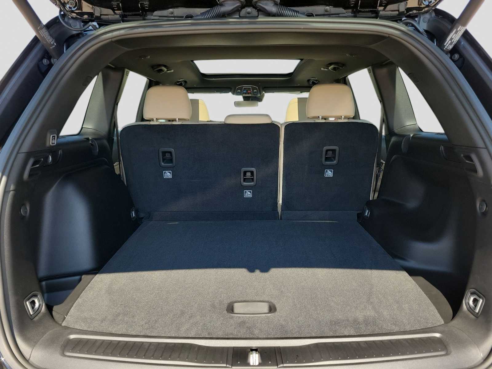 Thumbnail: 2025 Jeep Grand Cherokee - 19