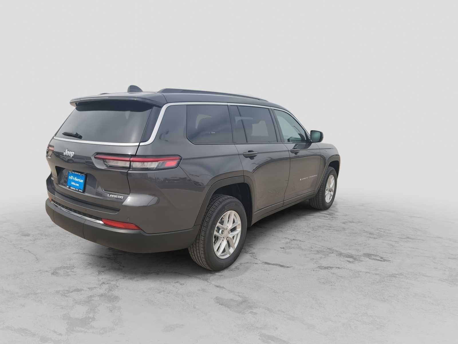 Thumbnail: 2026 Jeep Grand Cherokee L - 8