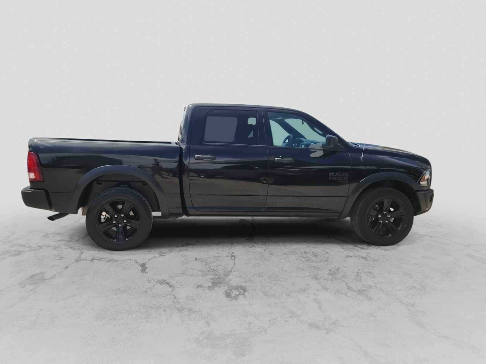Thumbnail: 2024 RAM 1500 Classic - 9
