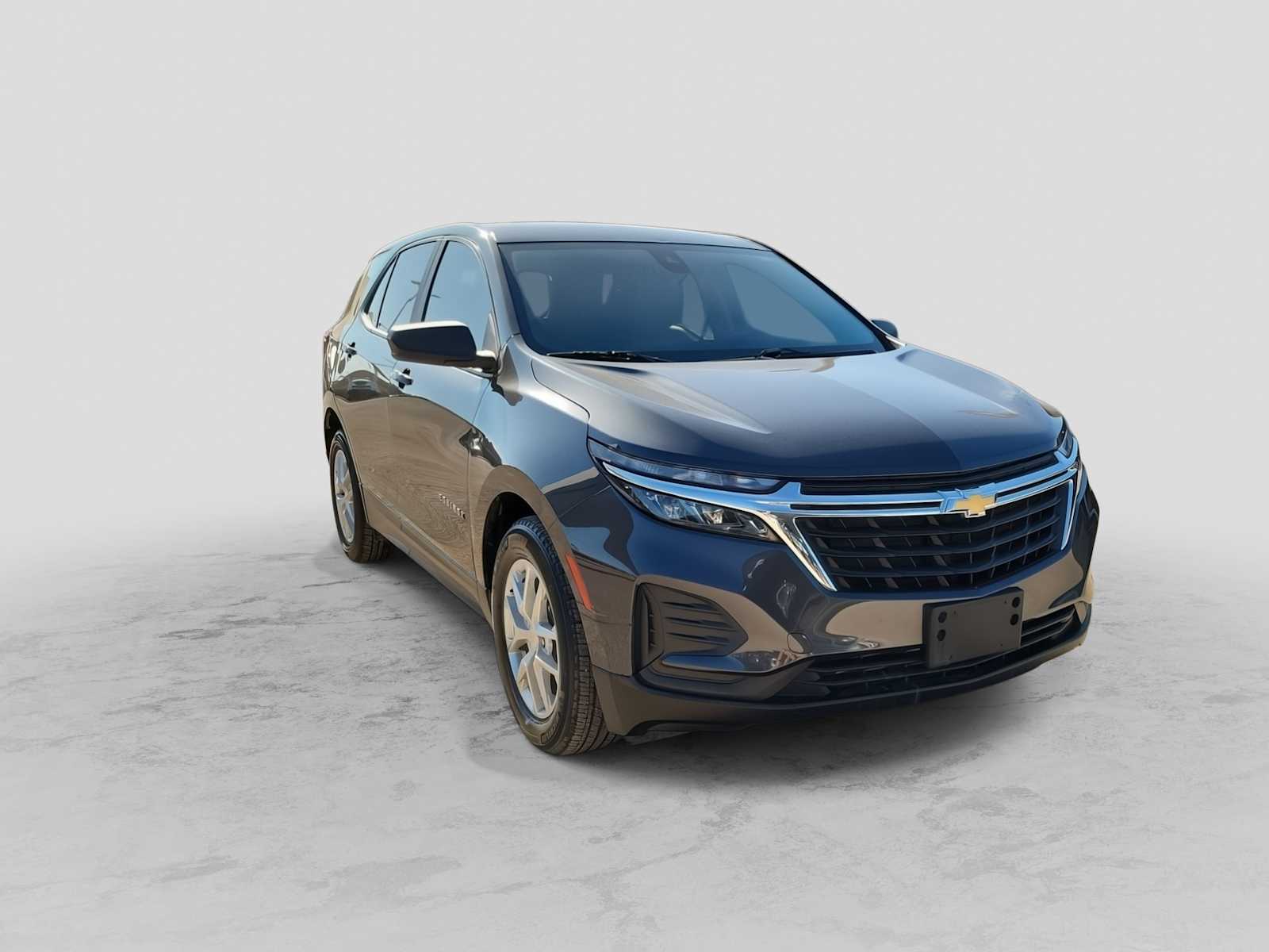 Thumbnail: 2022 Chevrolet Equinox - 2