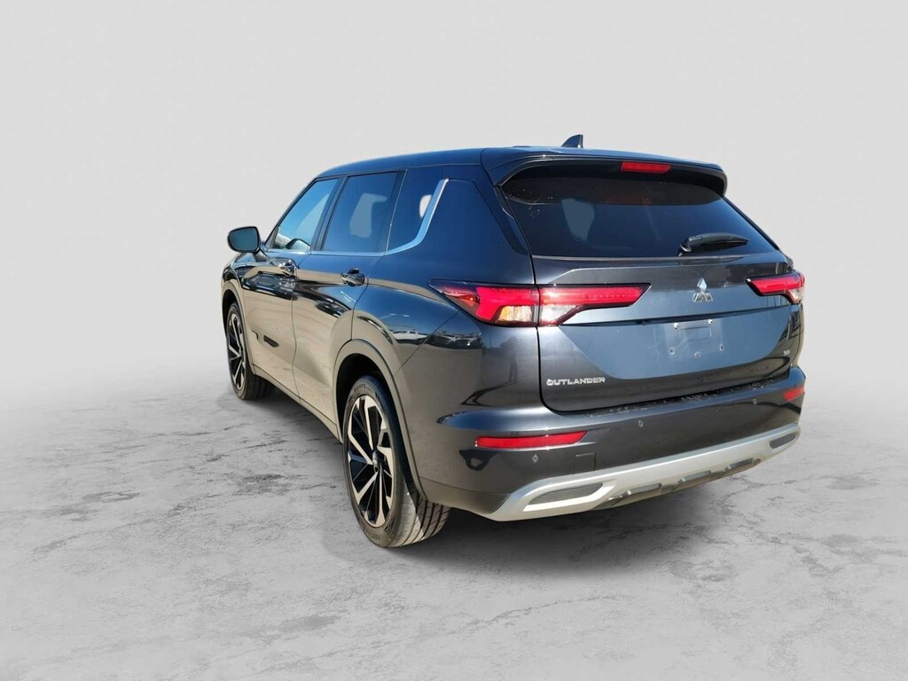 Used 2024 Mitsubishi Outlander SE SUV