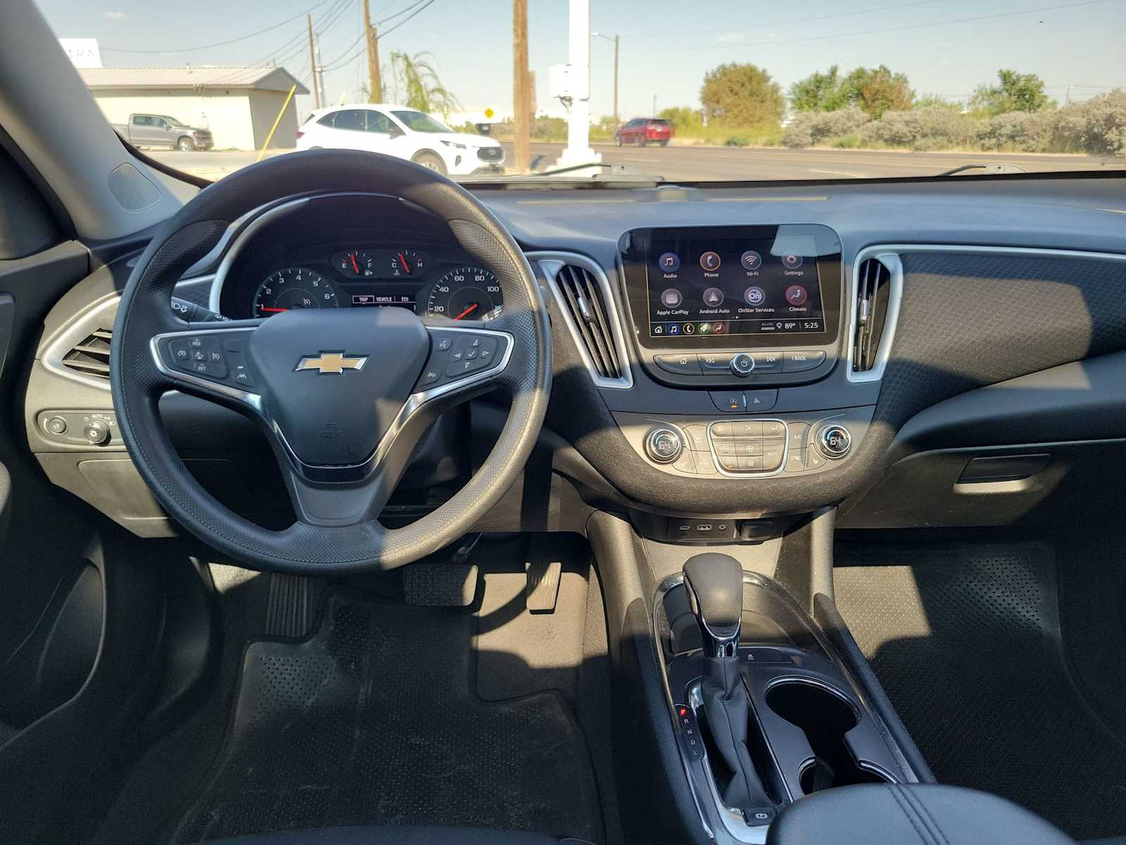 Thumbnail: 2023 Chevrolet Malibu - 10