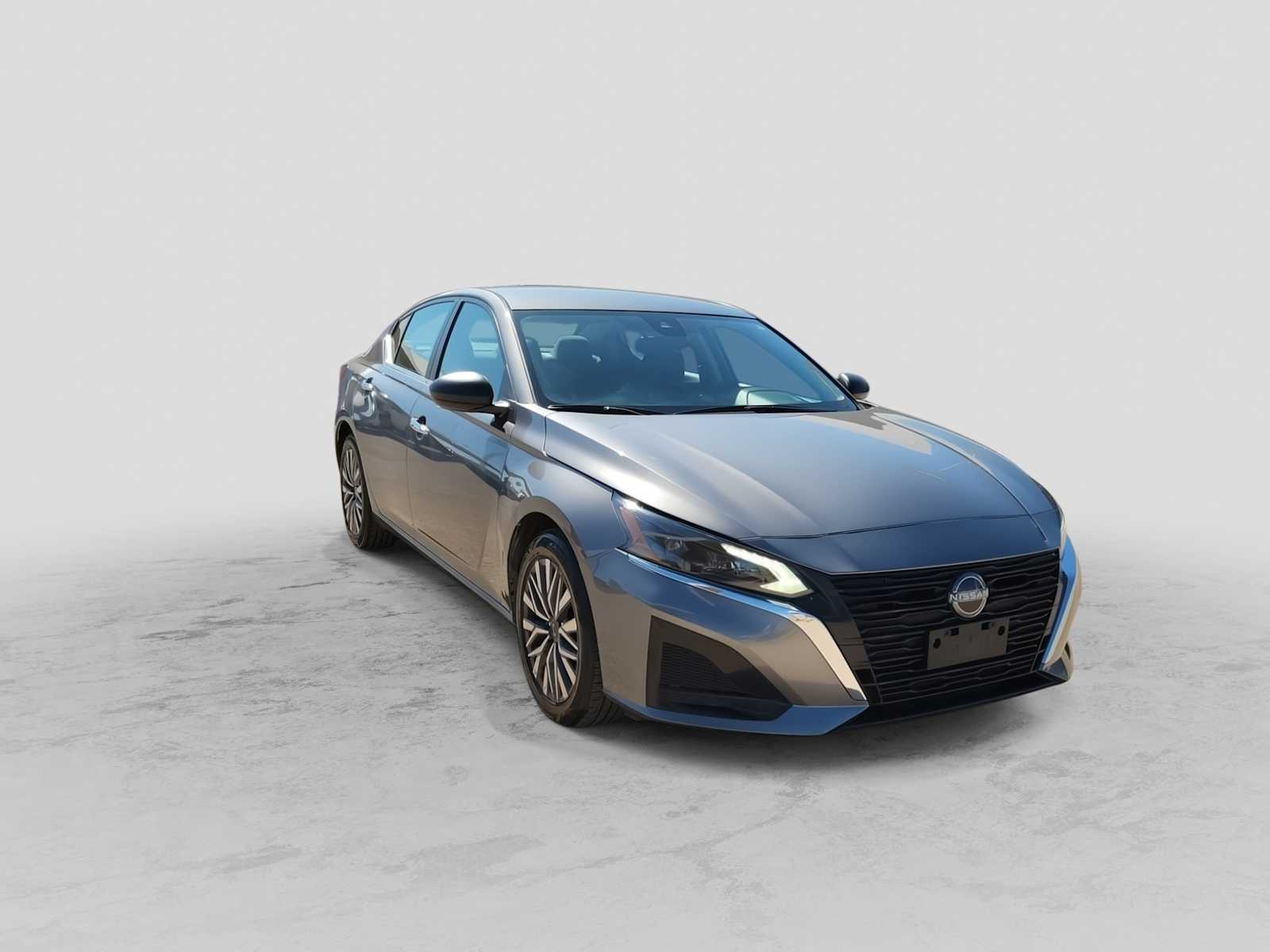 Thumbnail: 2024 Nissan Altima - 2