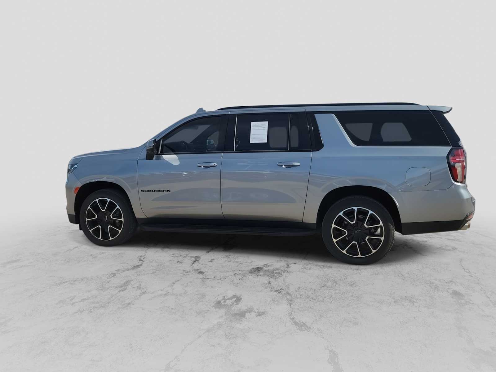 Thumbnail: 2023 Chevrolet Suburban - 5