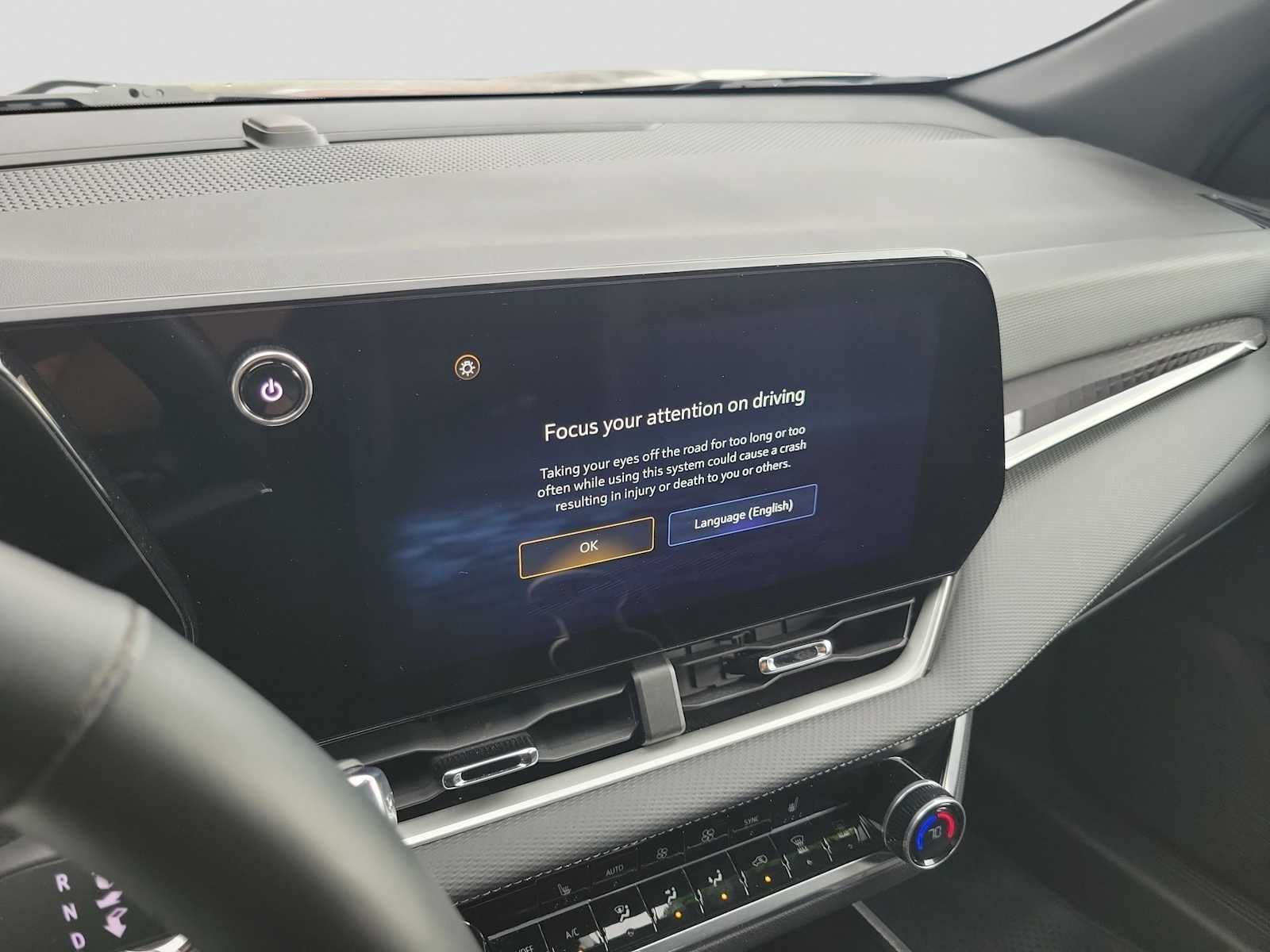 Thumbnail: 2025 Chevrolet Equinox - 16