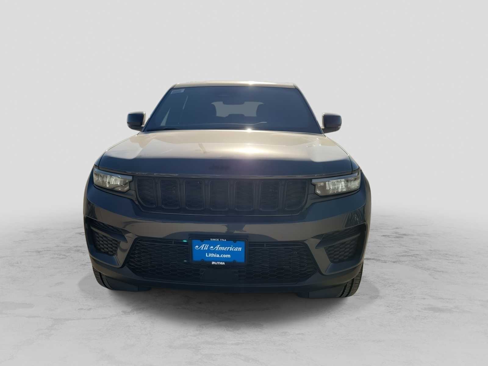 Thumbnail: 2025 Jeep Grand Cherokee - 6