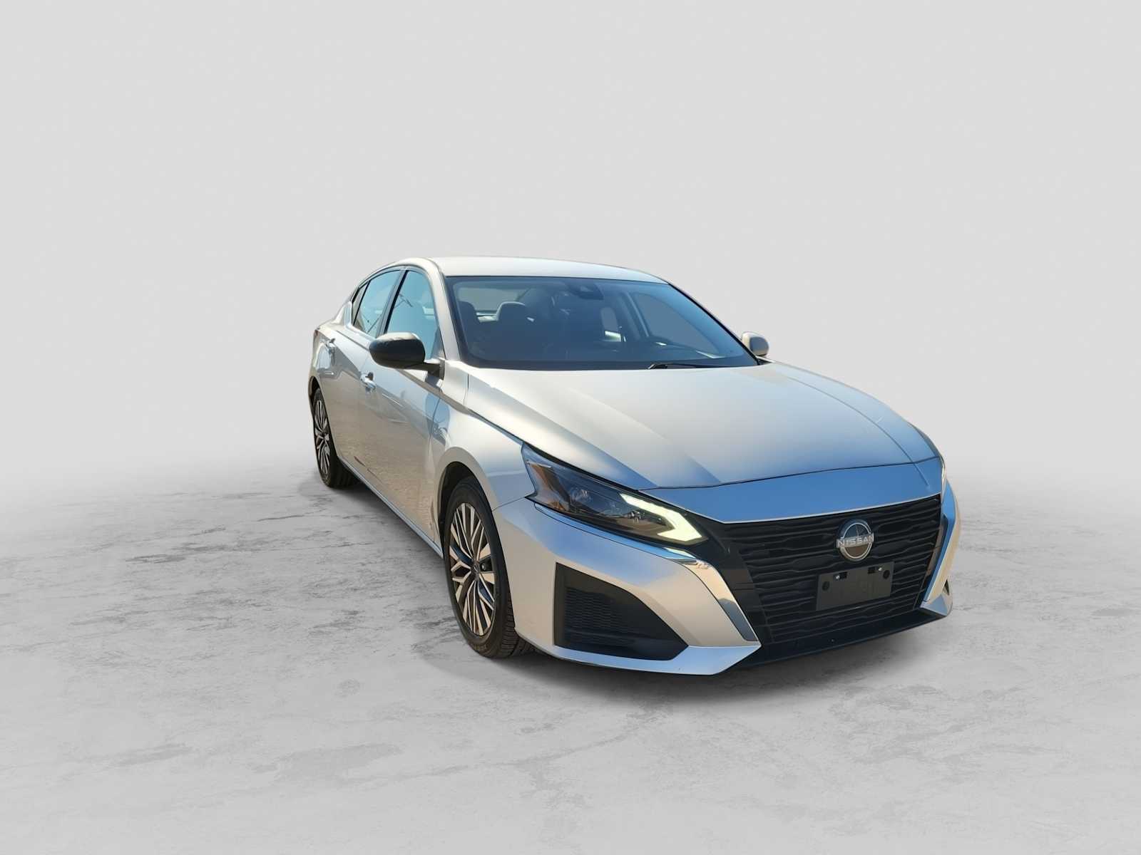 Thumbnail: 2024 Nissan Altima - 2