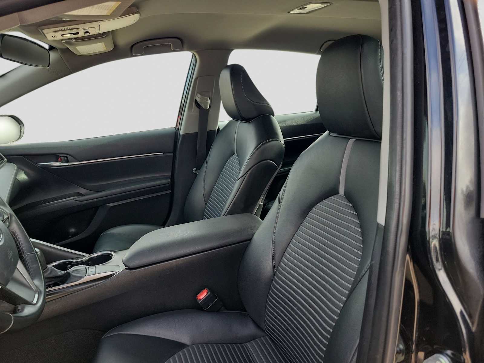 Thumbnail: 2024 Toyota Camry - 11