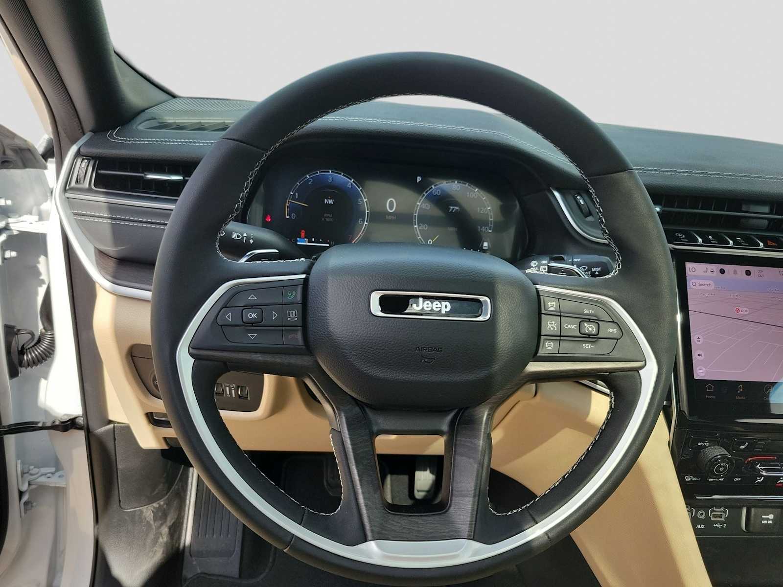 Thumbnail: 2025 Jeep Grand Cherokee - 15