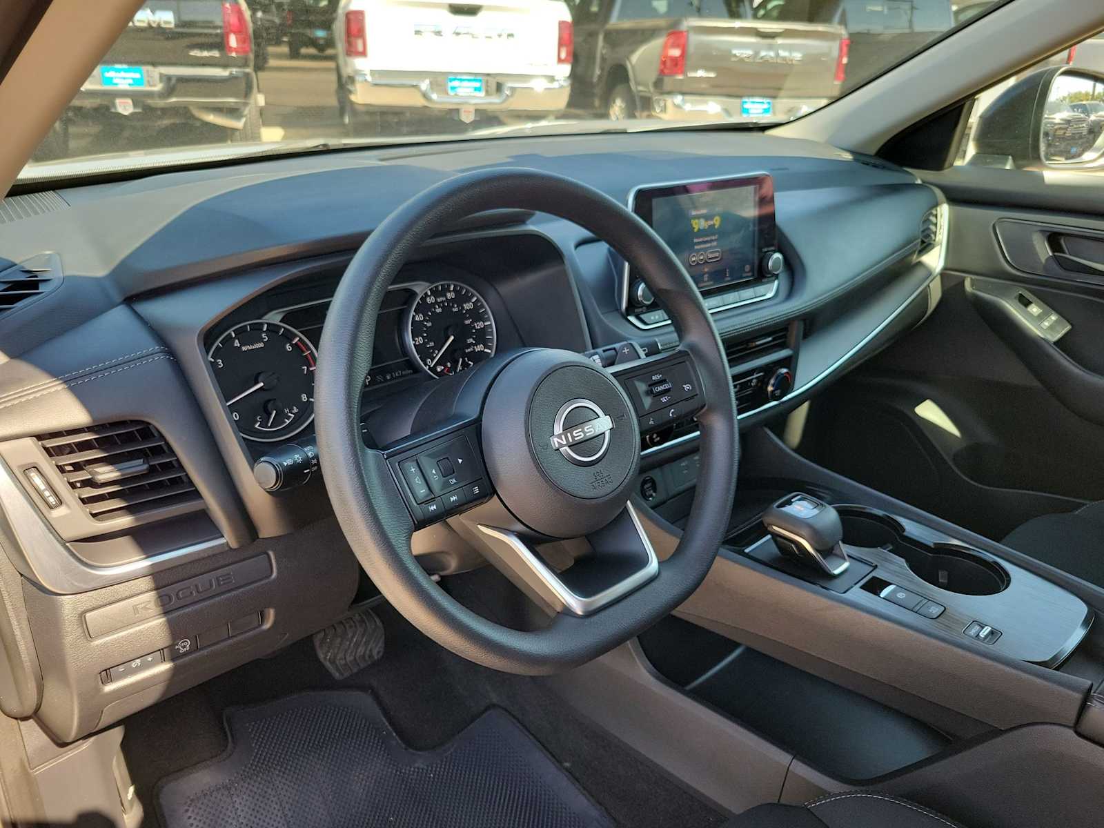 Thumbnail: 2024 Nissan Rogue - 2