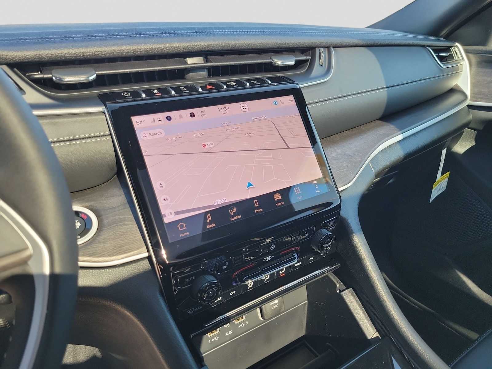 Thumbnail: 2025 Jeep Grand Cherokee - 20