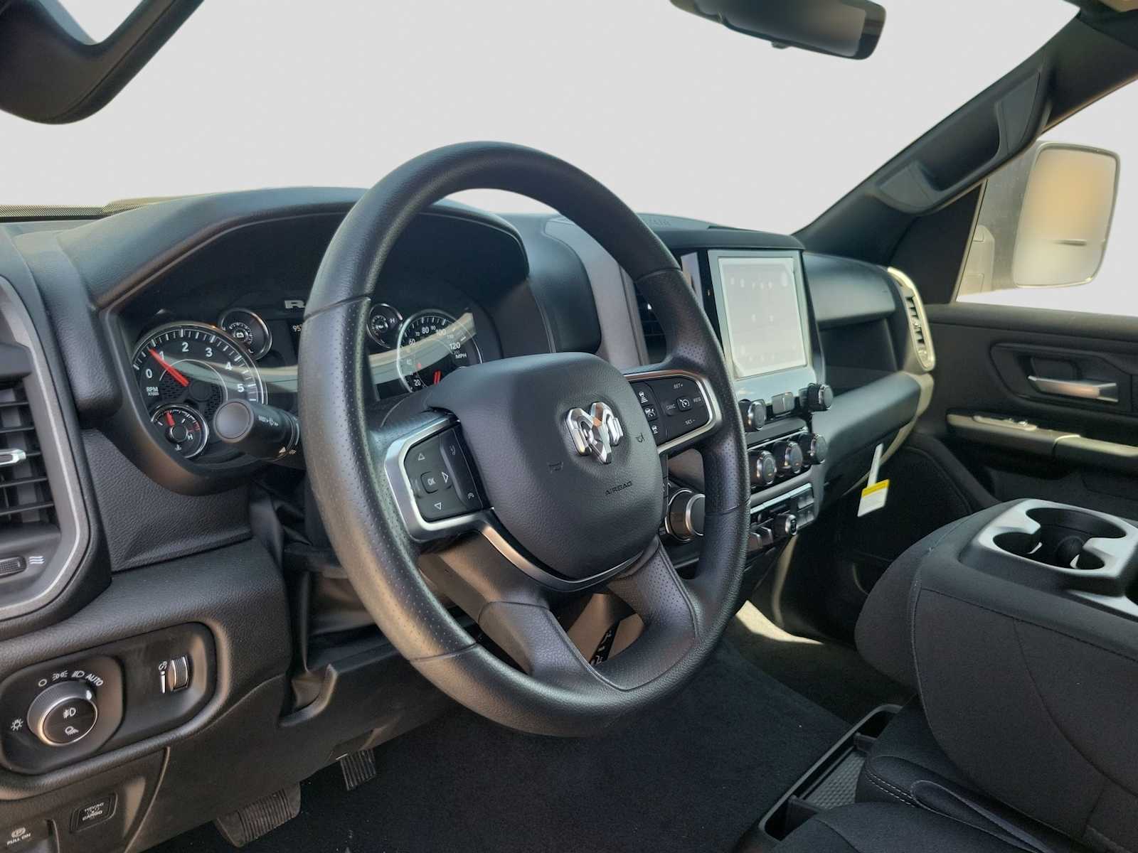 Thumbnail: 2025 RAM 1500 - 2