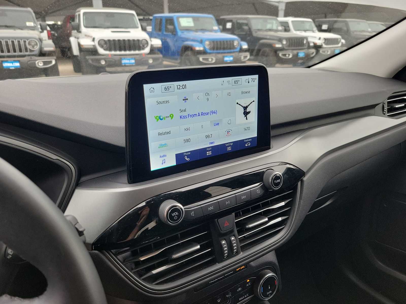 Thumbnail: 2024 Ford Escape - 20