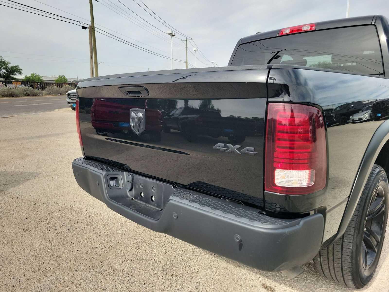 Thumbnail: 2024 RAM 1500 Classic - 23