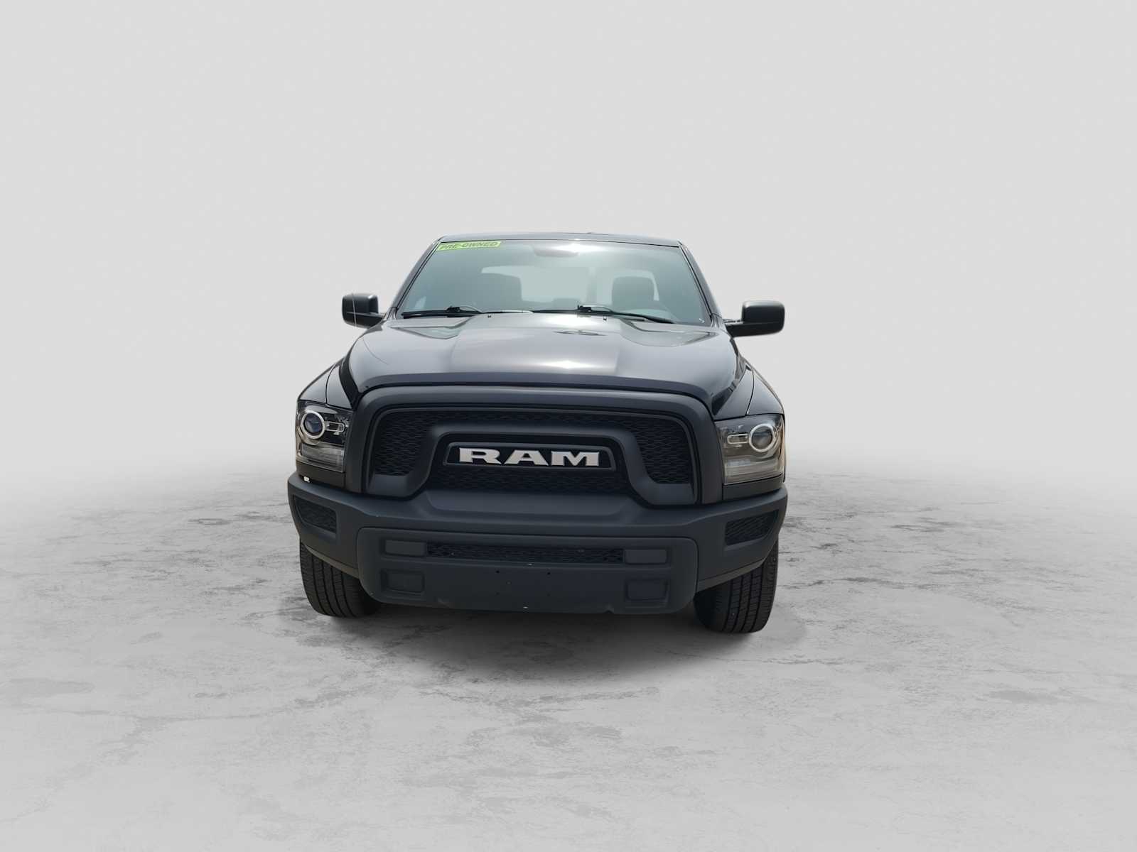 Thumbnail: 2024 RAM 1500 Classic - 3