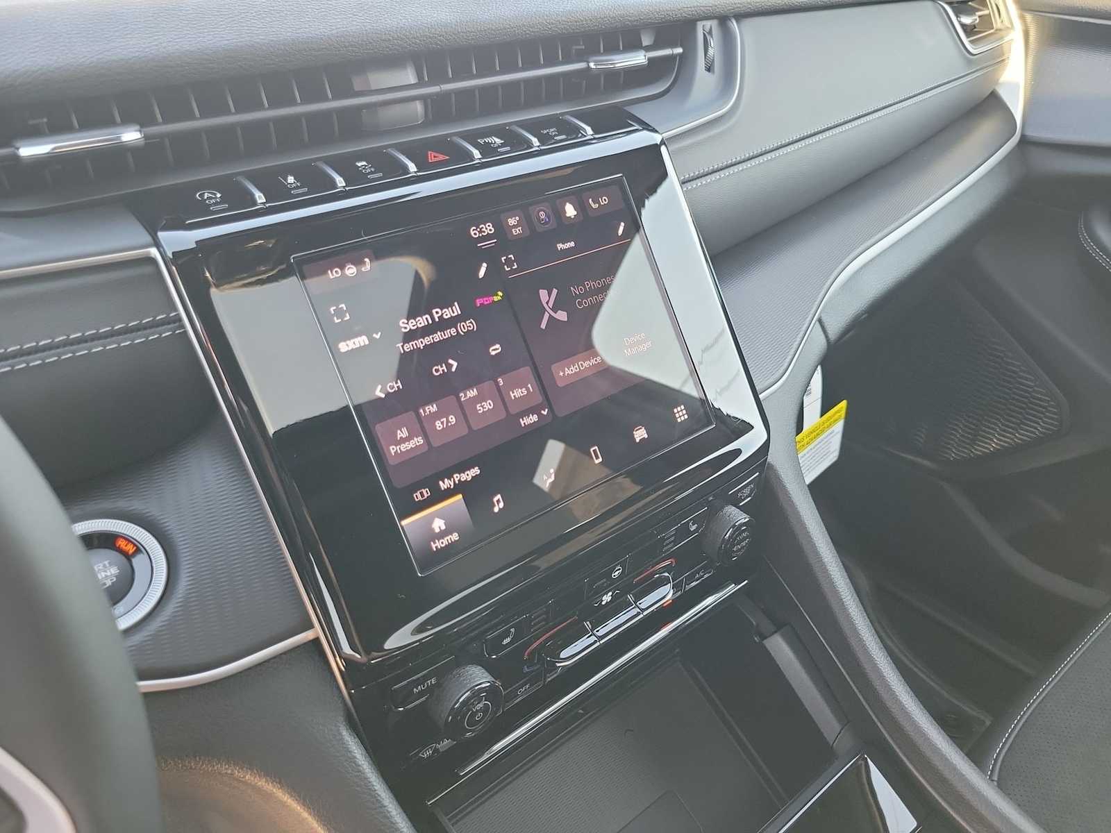 Thumbnail: 2025 Jeep Grand Cherokee - 20